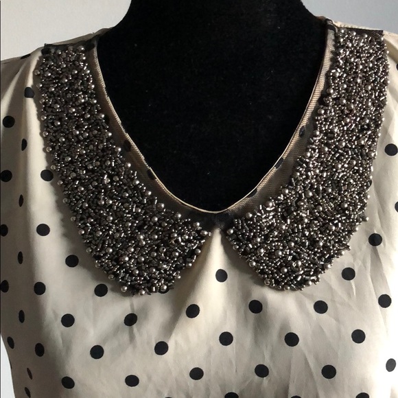 Adorable sz. Sm blouse with beaded collar - Picture 3 of 3